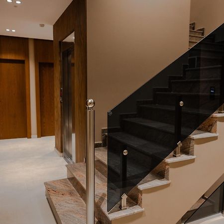 Duka'S Hotel クサミル エクステリア 写真